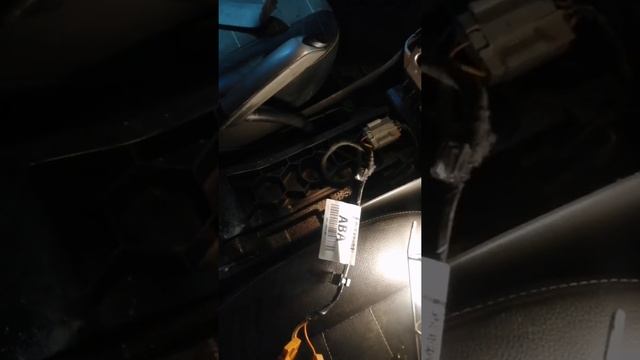 Как снять центральную консоль FORD KUGA 1 смотреть онлайн