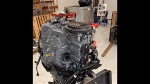 Suzuki 350 Outboard Rebuild