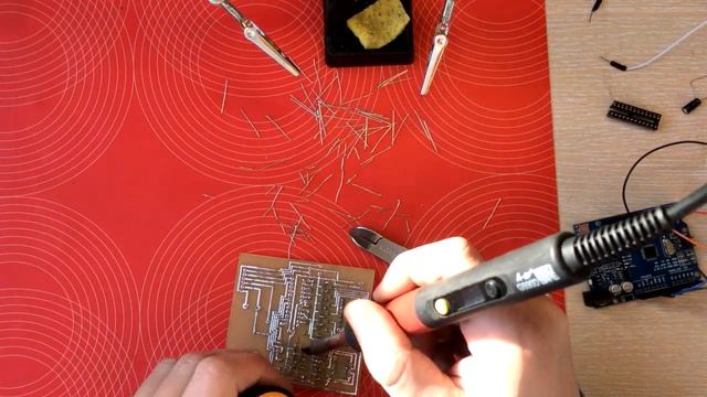 Самодельные часы на Ардуино (Atmega328) смотреть онлайн