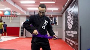 Как правильно завязывать пояс в джиу джитсу и дзюдо?♂️?