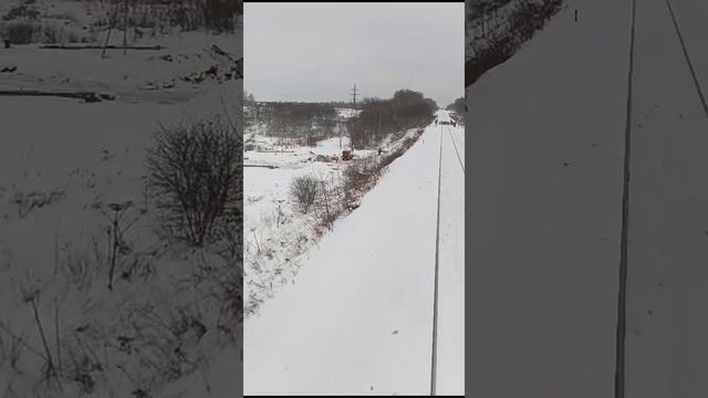 Зимний вид из кабины машиниста. смотреть онлайн