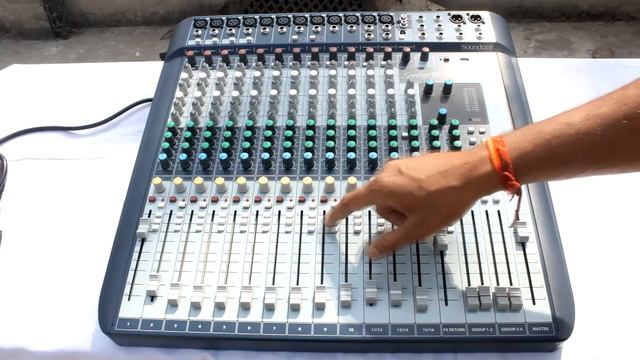 SoundCraft Signature 16 Mixer || Live Sound Mixer || SoundCraft || Signature 16 # In Hindi смотреть онлайн