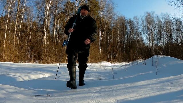 ПЕРВЫЙ ЛЁД 2021-2022 Приехал на озеро а ТАМ СЮРПРИЗ.Рыбалка в Калужской области. смотреть онлайн