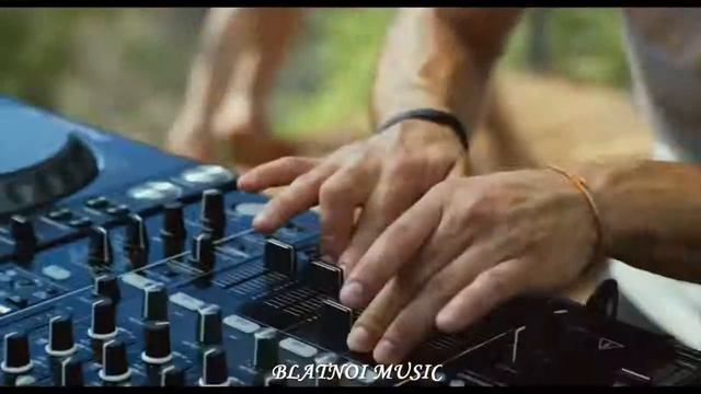 VAZOV- ДеткЛамбада(Music Vidio) смотреть онлайн