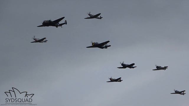 FULL x8 Warbird Formation Flypast! Warbird Balbo at @AirshowsDownunderShellharbour Air Show 2022! смотреть онлайн