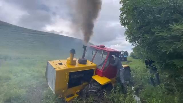 Попробуем Спасать Трактор Т-150 из болота смотреть онлайн