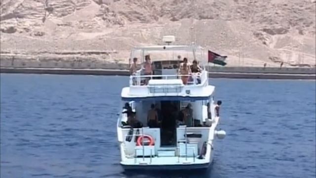 Почему красное море названо красным? Хочу знать. 4 серия. 3 эпизод. смотреть онлайн