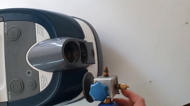 Porszívó vákuum mérés: Bosch Takarítógép BWD41720 смотреть онлайн