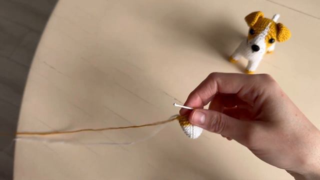 tutorial: JACK RUSSELL terrier amigurumi / вʼязаний Джек Рассел Терʼєр (part 3, head) смотреть онлайн