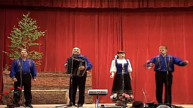 Ансамбль Сельские зори ? Зажигательное исполнение песни смотреть онлайн