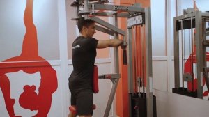 5 отведение в тренажере бабочка на заднюю дельту