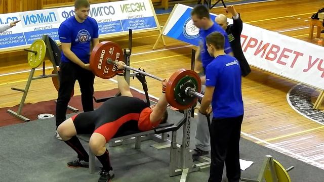 20 декабря 2015. Дубовик Максим. 1 подход. Жим 200 кг, с.в. 129,50 кг смотреть онлайн