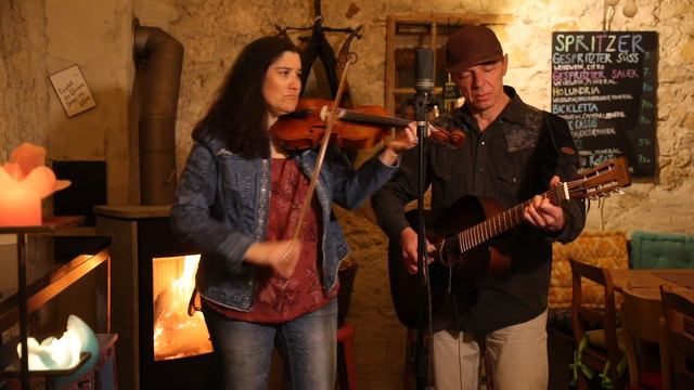 Martin Schaffner & Alexandra Lüthy - The Lowlands смотреть онлайн