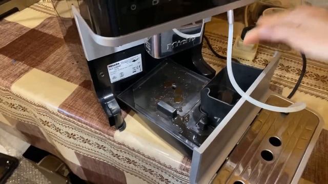 Miele CM6350. Инструкция просто. Настройки. Как сделать латте. смотреть онлайн