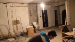 Как размотать бухту кабеля и не перекрутить его. Используем подручные средства.