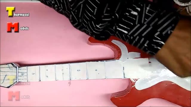 a guitar made from thermocol смотреть онлайн