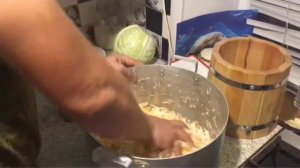 Квашеная#капуста#Соленая#капуста#В#бочке