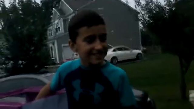 What is in the box ? Game by royal trick shooters смотреть онлайн