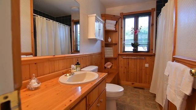 947 Oklahoma Dr Pickering Open House Video Tour смотреть онлайн