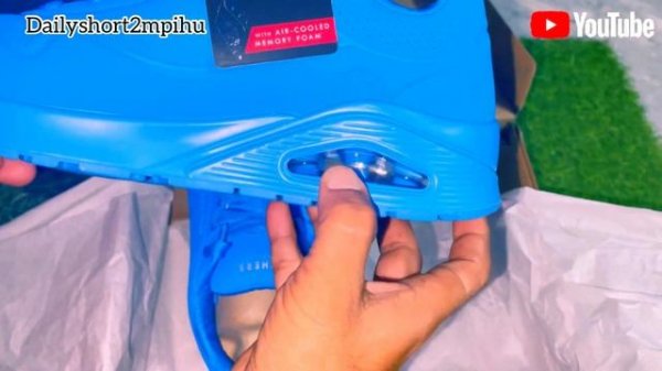 Skechers Street Los Angeles /Skechers Uno Stand On Air Review/ Unboxing & Review