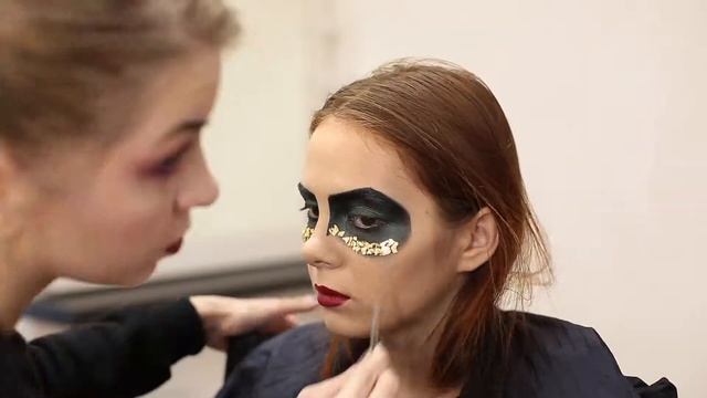 Хеллоуин от Вари смотреть онлайн