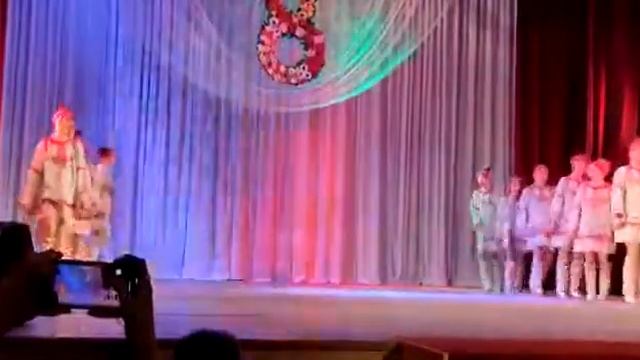 "Девичий перепляс,, русский народный танец, ансамбль "МАКСИМУМ„ смотреть онлайн