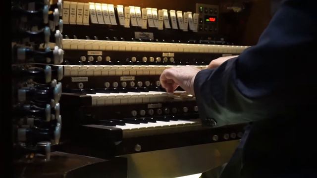 Organ music in Notre-Dame Basilica of Montreal смотреть онлайн