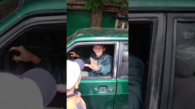 что то на реперском... смотреть онлайн