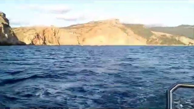 Крым!! чёрное море...красота скал,воды,неба,прогулка на яхте к мыс айя,мыс фиолент смотреть онлайн