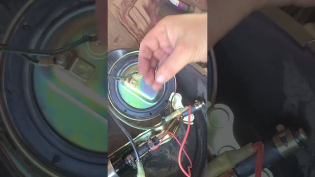 Lexus LS400 fuel pump смотреть онлайн