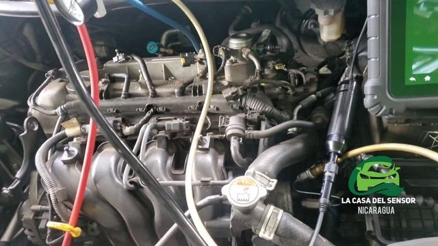 Kia Rio GDI limpieza al cuerpo de aceleración, intake manifold y evaporador de A/C смотреть онлайн