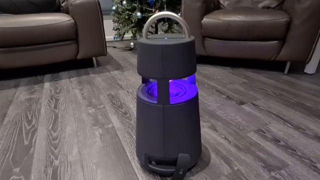 Concierge Member Daniel Reviews the LG Xboom 360 Portable Bluetooth Speaker | The Good Guys смотреть онлайн