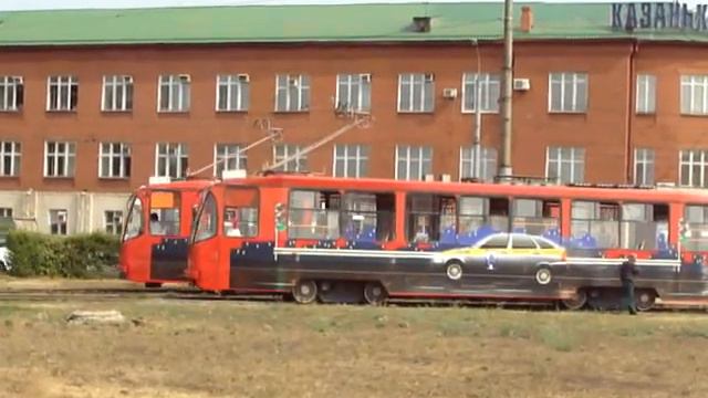 Синхронность:) Трамваи в Казани смотреть онлайн