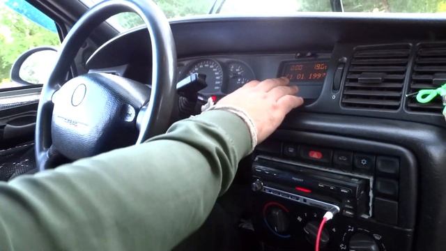 Обзор OPEL VECTRA B 1995 года.  Булочка за 30 000 рублей