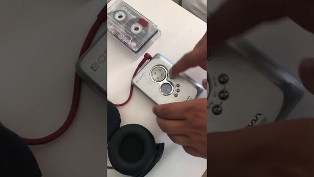Sony WM-FX521 Walkman смотреть онлайн