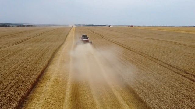 Т500 - зерноуборочный комбайн