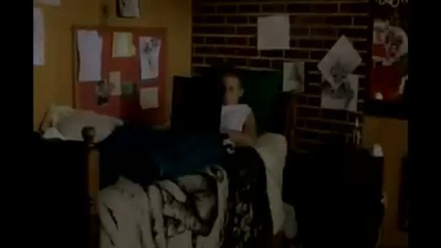 Alex Frost In Piano - Elaphant (2003) смотреть онлайн