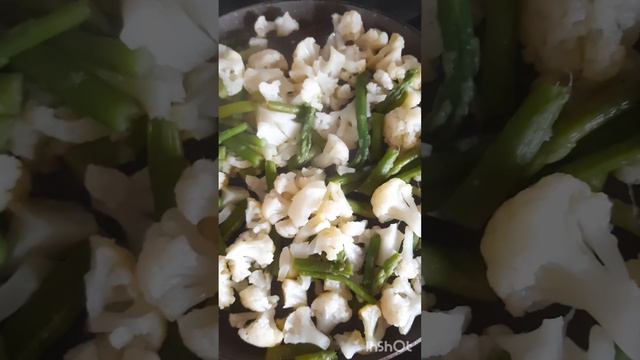 Овощи с растительным фаршем и специями.Ставьте ❤️, пишите комментарии