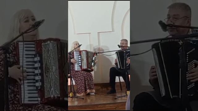 Калины куст. Исп. дуэт Родники М.Ершова и А. Часов смотреть онлайн