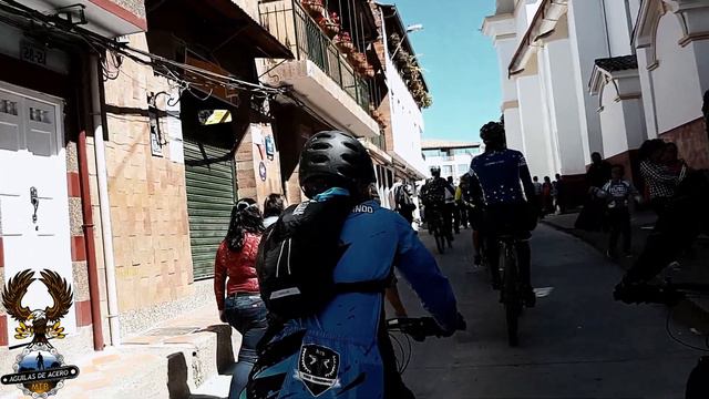 AGUILAS DE ACERO MTB RODANDO POR SAN VICENTE смотреть онлайн
