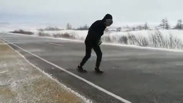 Ветер в Магадане,танцы на асфальте смотреть онлайн