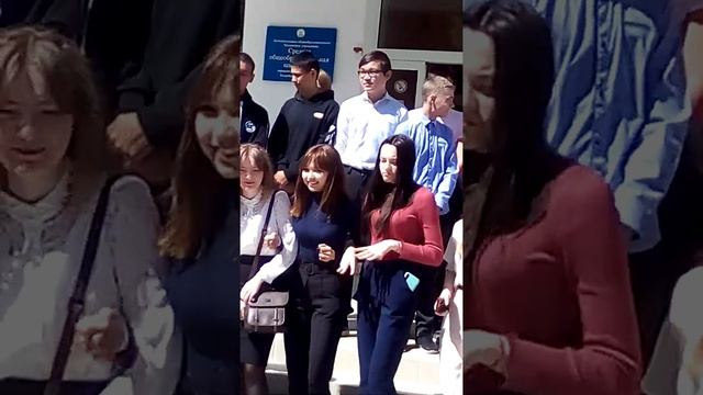 9 класс .выдача аттестатов смотреть онлайн