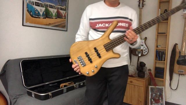 Unboxing A 1992 Warwick Corvette Proline