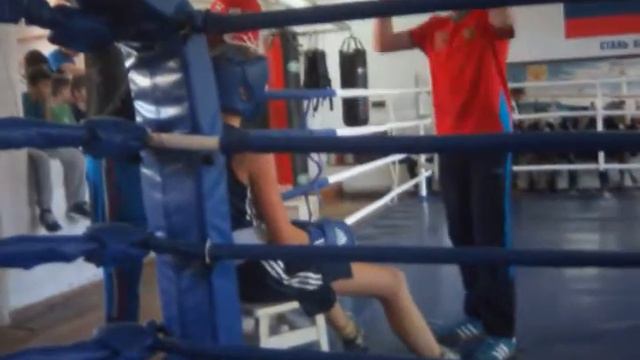 Роксолана Реука(синий) смотреть онлайн