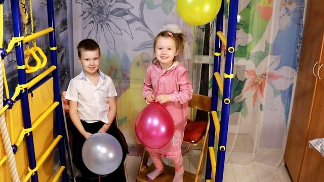 Микишанины Илья 7 лет и Зоя 5 лет смотреть онлайн