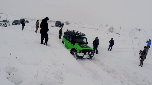 Сток нивы,шнива,Duster и Sequoia по следам подготовленных уазов !!! смотреть онлайн