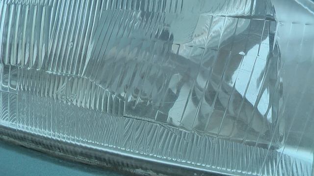 Как достать упавшую лампочку из фары смотреть онлайн