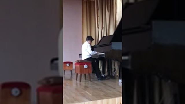 Arno Babajanyan - Humoresque /Arno Hakobyan - 9 years / смотреть онлайн