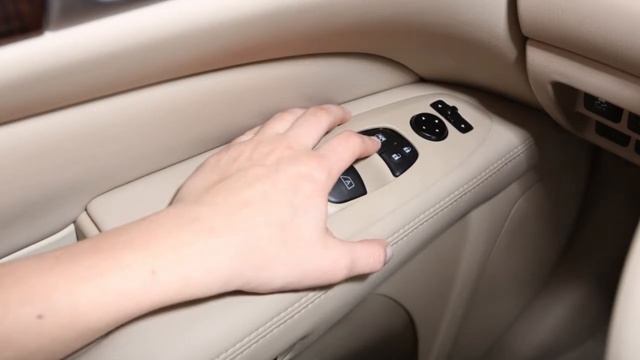 2020 Nissan Pathfinder - Power Windows