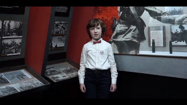 Стихотворение Р. Рождественского "Баллада о маленьком человеке" смотреть онлайн